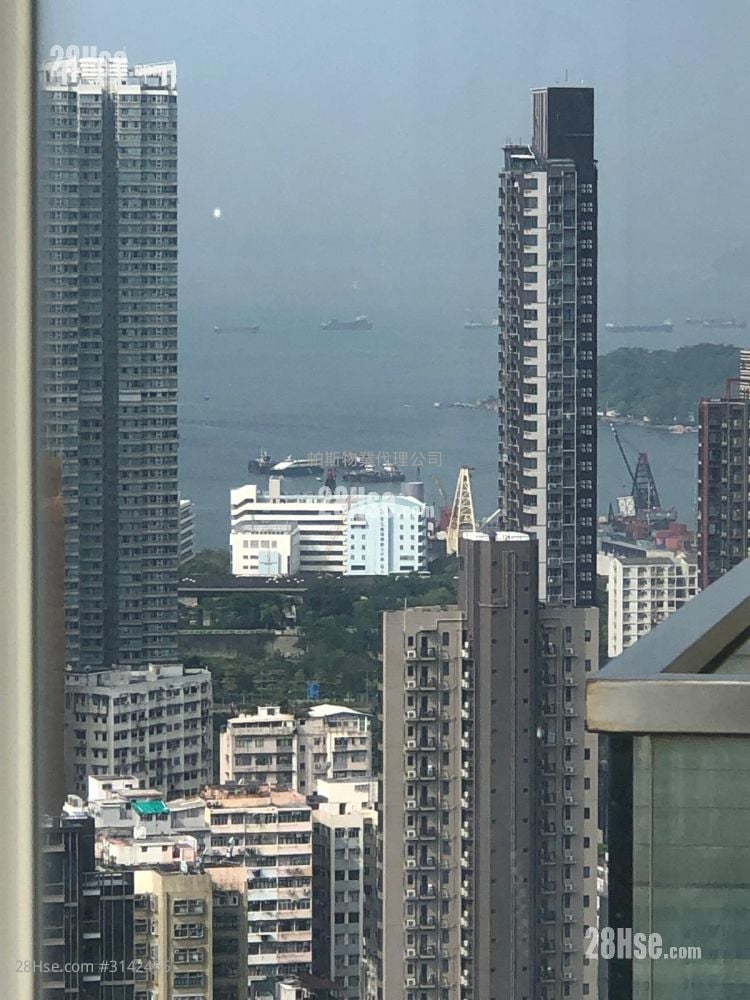 Gardenia Rental 2 Bedrooms , 1 Bathroom 473 ft²