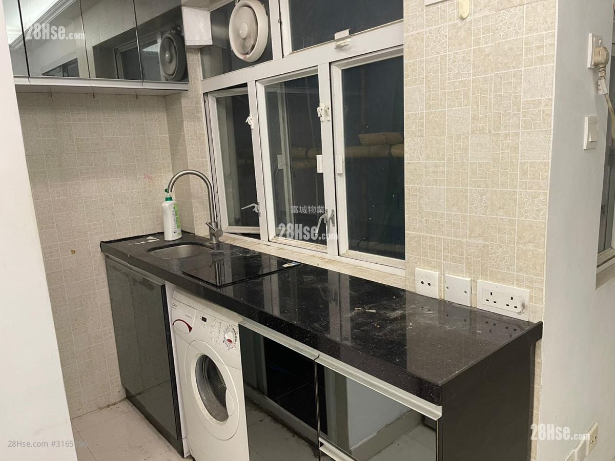 唐楼 租盘 1 房 , 1 浴室 150 平方尺