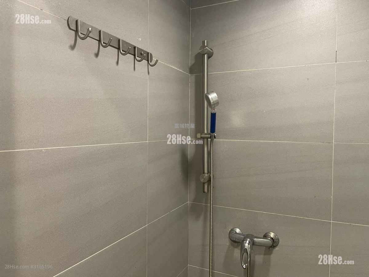 唐楼 租盘 1 房 , 1 浴室 150 平方尺