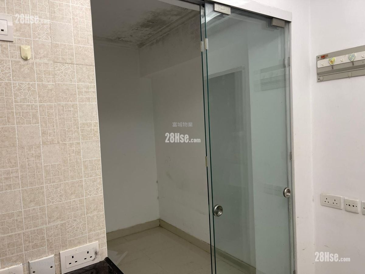 唐楼 租盘 1 房 , 1 浴室 150 平方尺