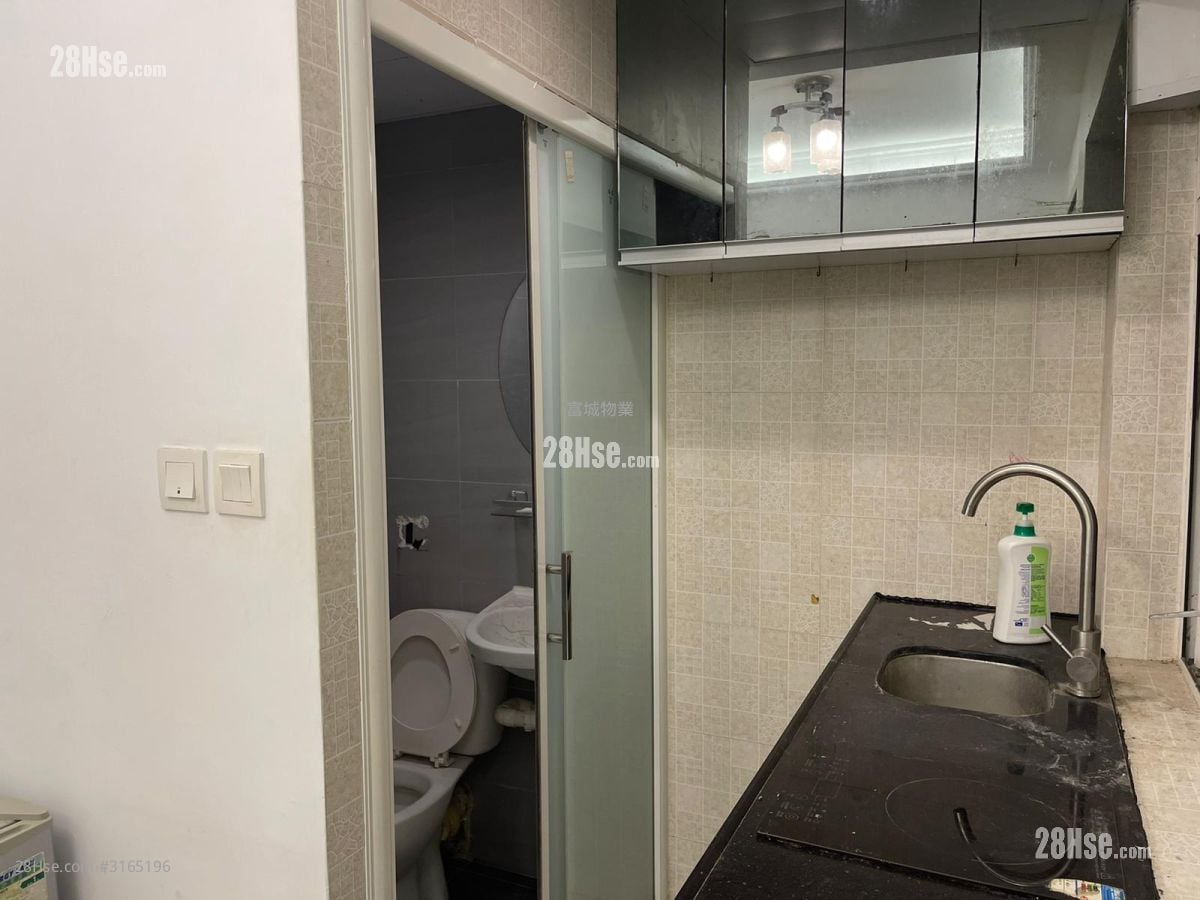 唐楼 租盘 1 房 , 1 浴室 150 平方尺