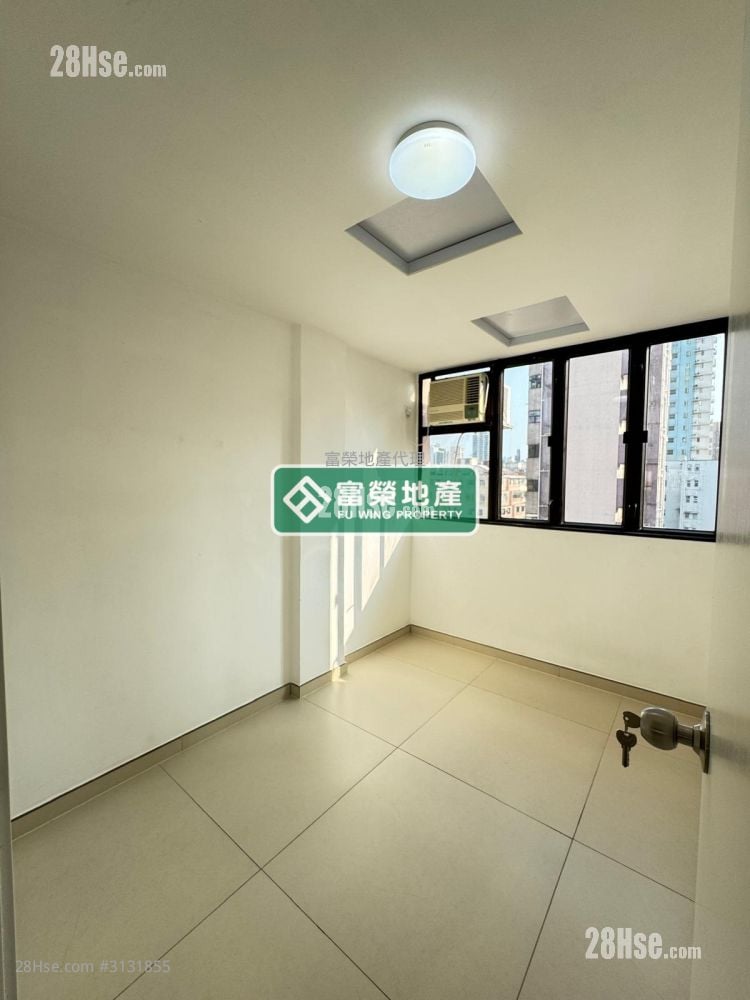 安順大廈 售盤 2 房 , 1 浴室 443 平方呎