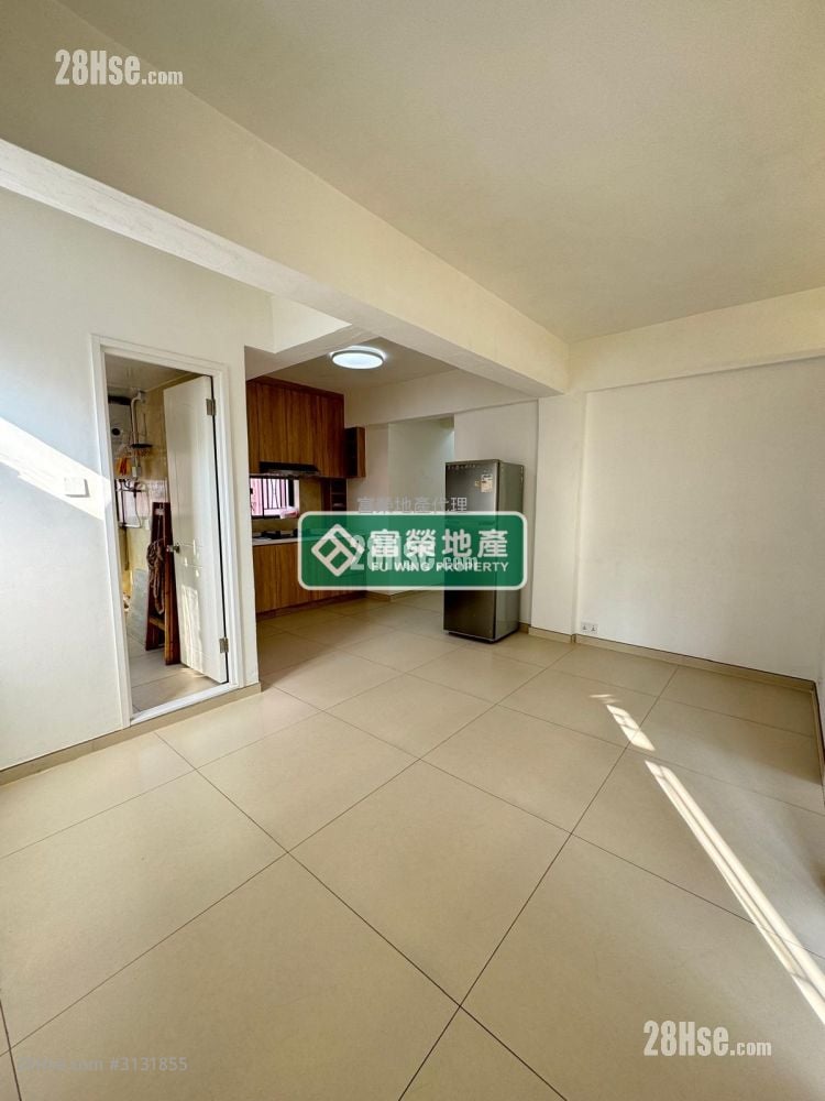 安順大廈 售盤 2 房 , 1 浴室 443 平方呎