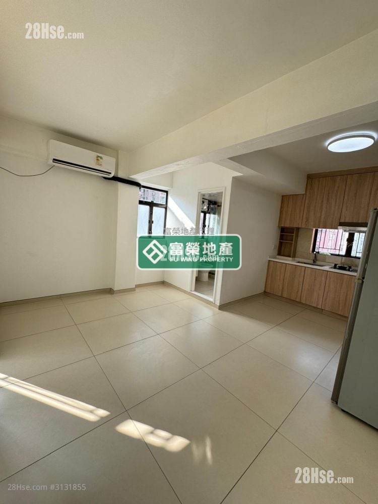 安順大廈 售盤 2 房 , 1 浴室 443 平方呎