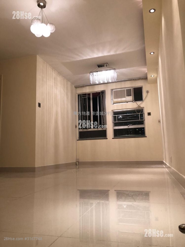 King Tin Court Sell 2 bedrooms , 1 bathroom 431 ft²