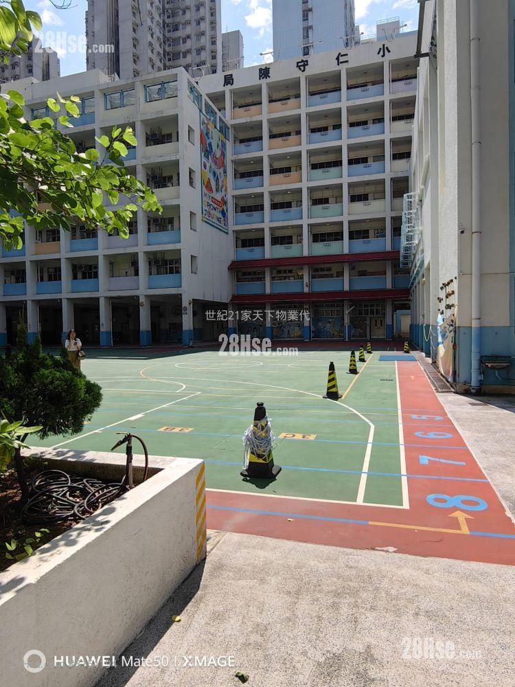 富荣花园 售盘 2 房 , 2 浴室 431 平方尺
