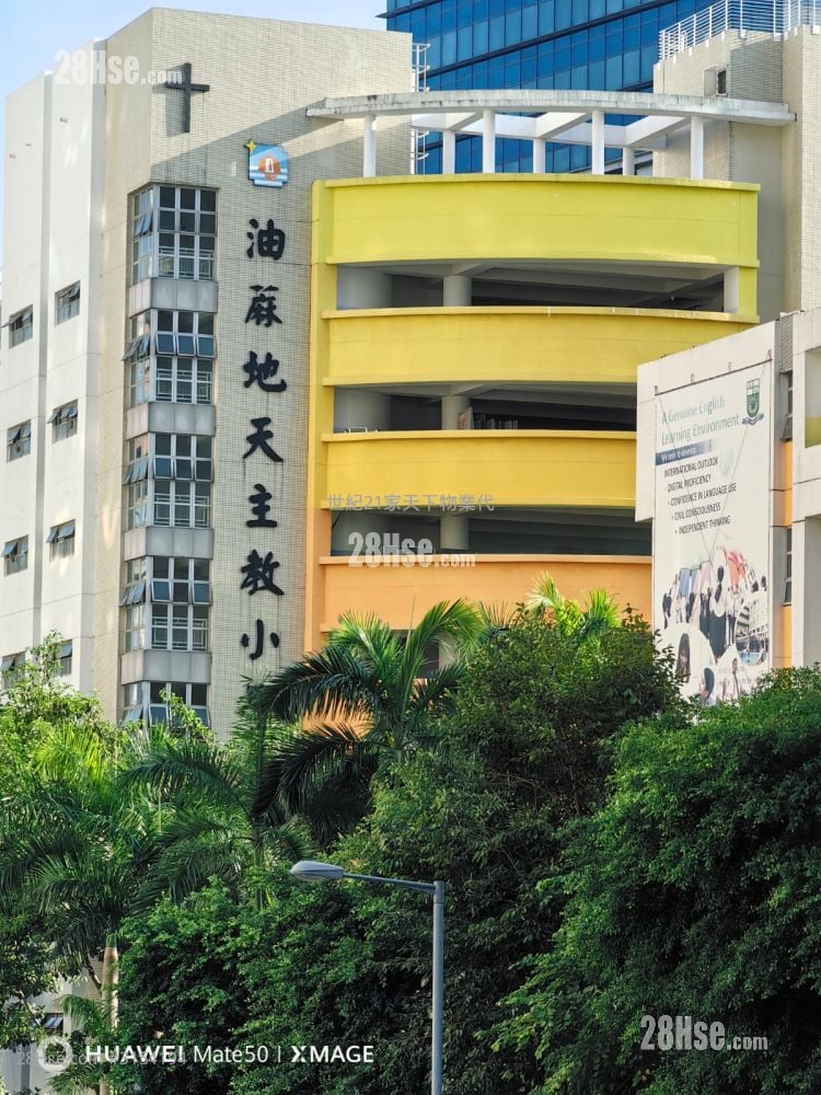 富荣花园 售盘 2 房 , 2 浴室 431 平方尺