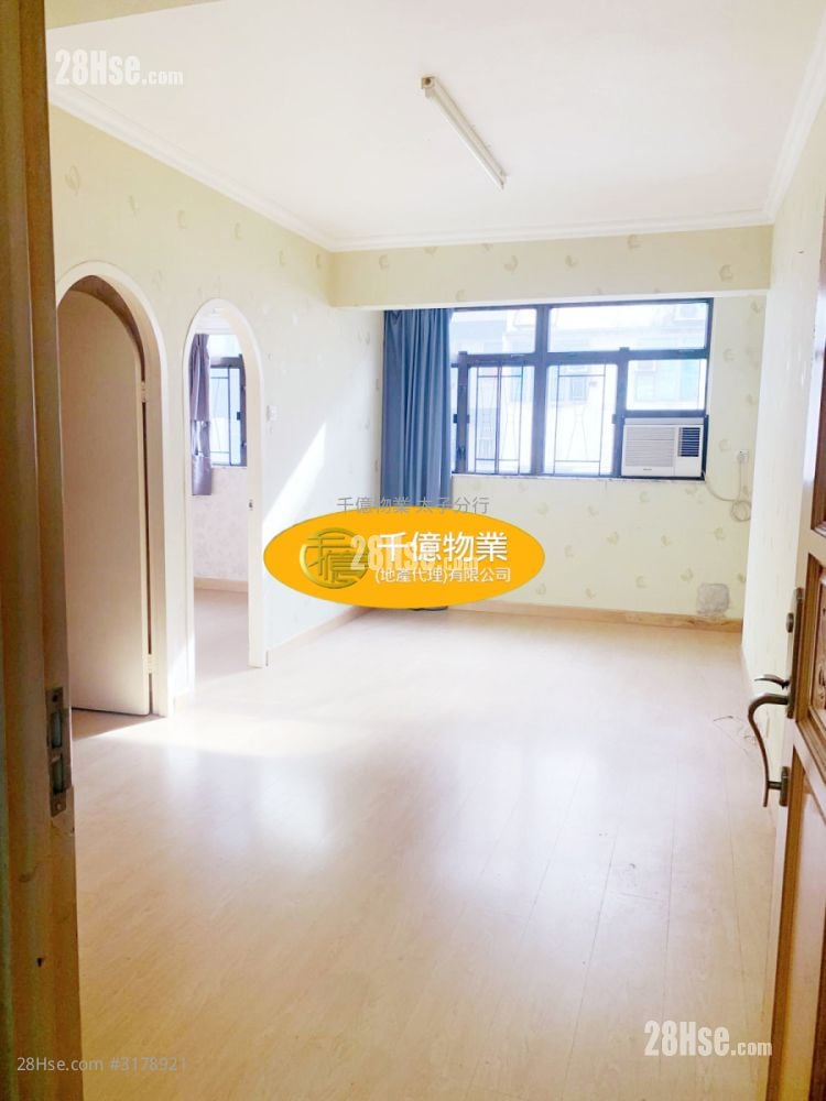东发楼 售盘 2 房 , 1 浴室 390 平方尺