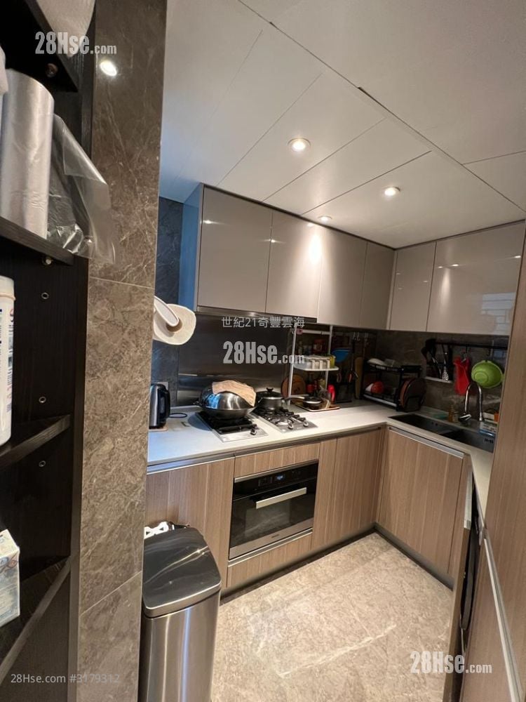 Altissimo Sell 3 Bedrooms , 2 Bathrooms 869 ft²