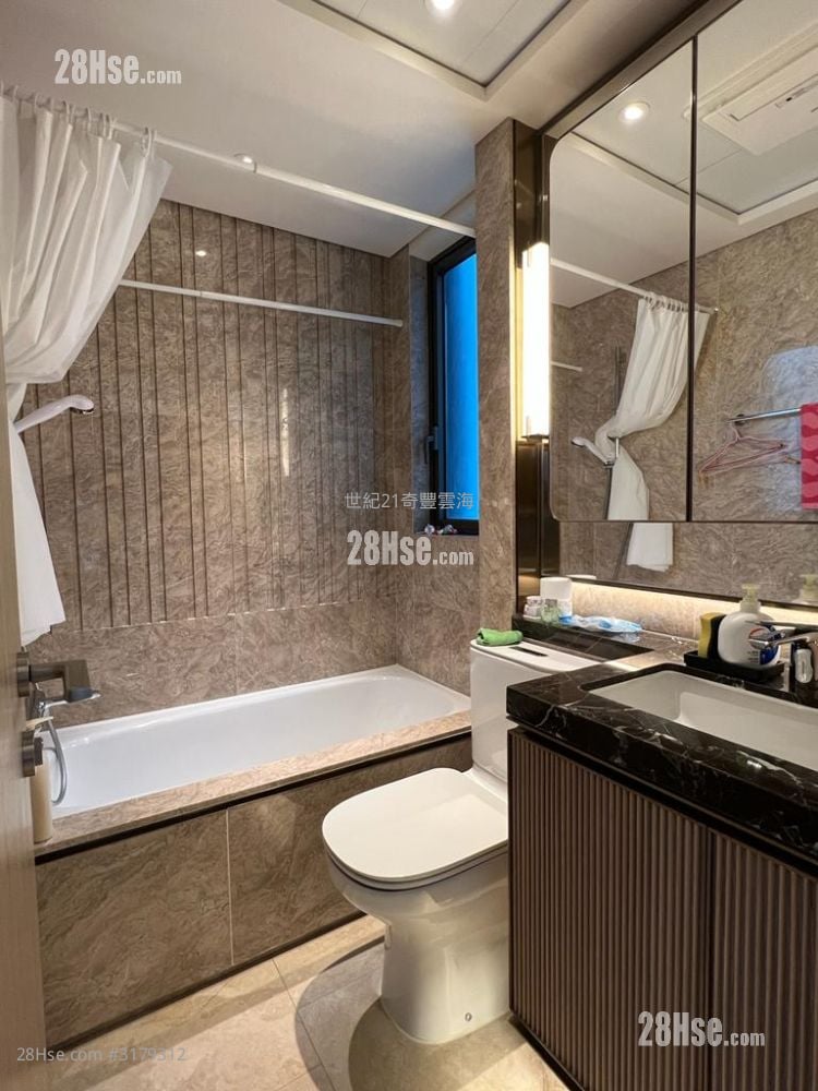 Altissimo Sell 3 Bedrooms , 2 Bathrooms 869 ft²