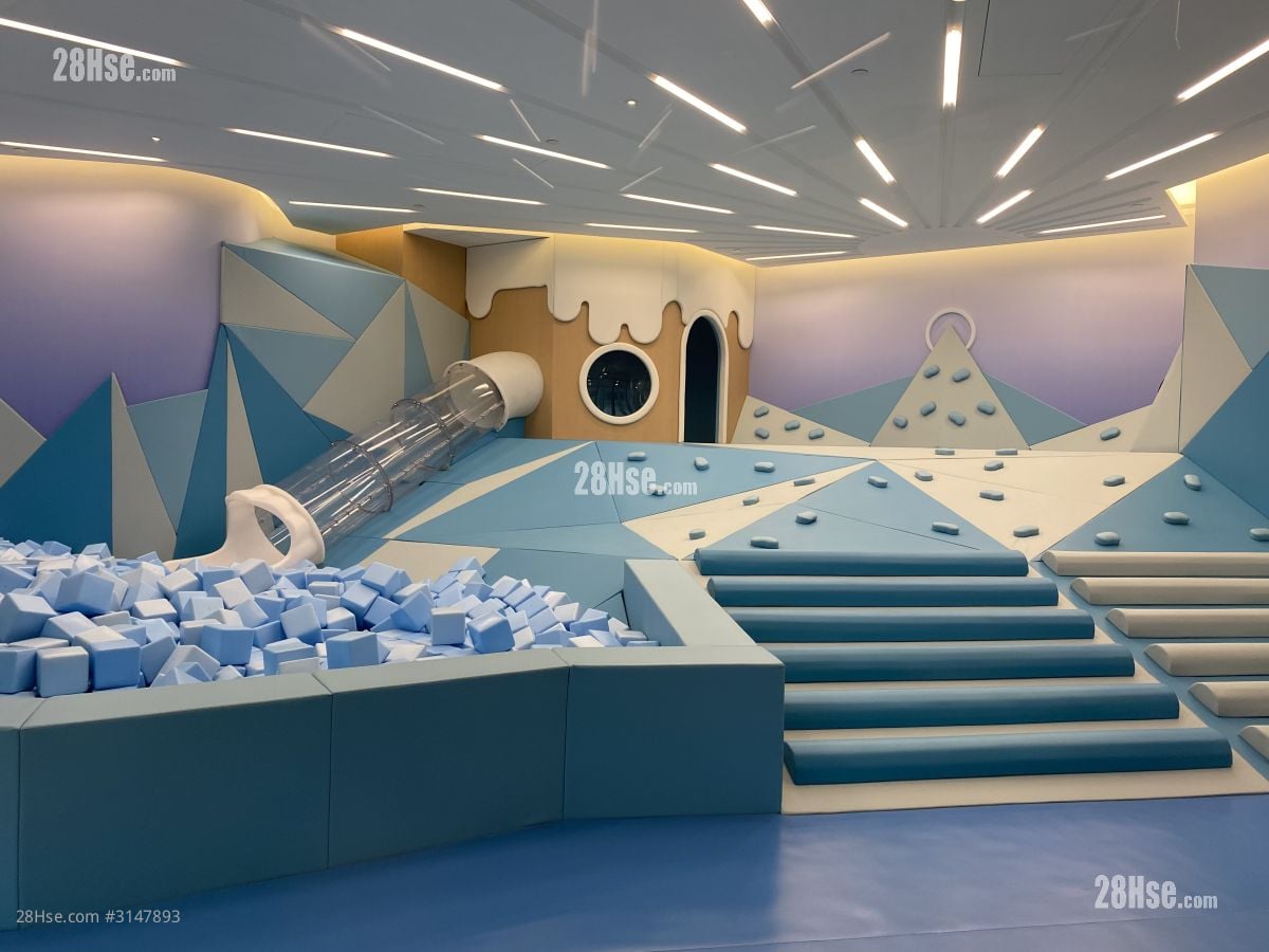 Solaria Rental 238 ft²