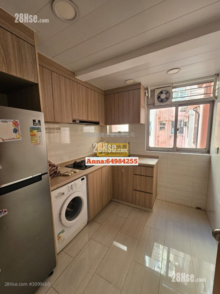 Phoenix Court Rental 2 Bedrooms , 1 Bathroom 556 ft²