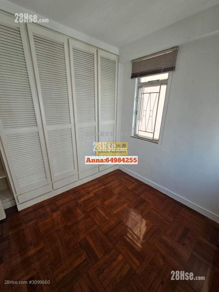 Phoenix Court Rental 2 Bedrooms , 1 Bathroom 556 ft²