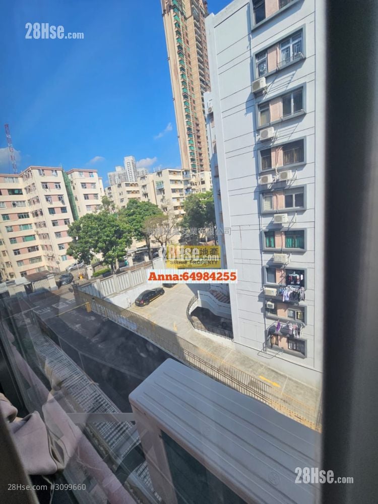 Phoenix Court Rental 2 Bedrooms , 1 Bathroom 556 ft²