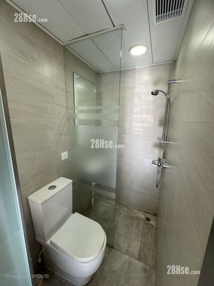 Ava62 Rental Studio , 1 Bathroom 173 ft²
