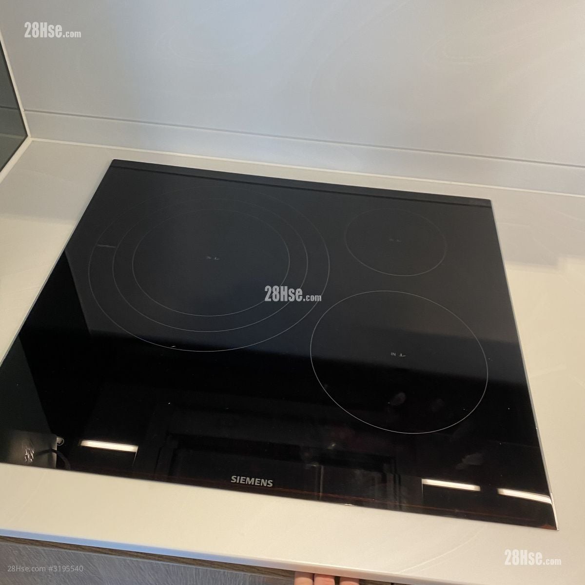 雲滙 租盤 1 浴室 339 平方呎