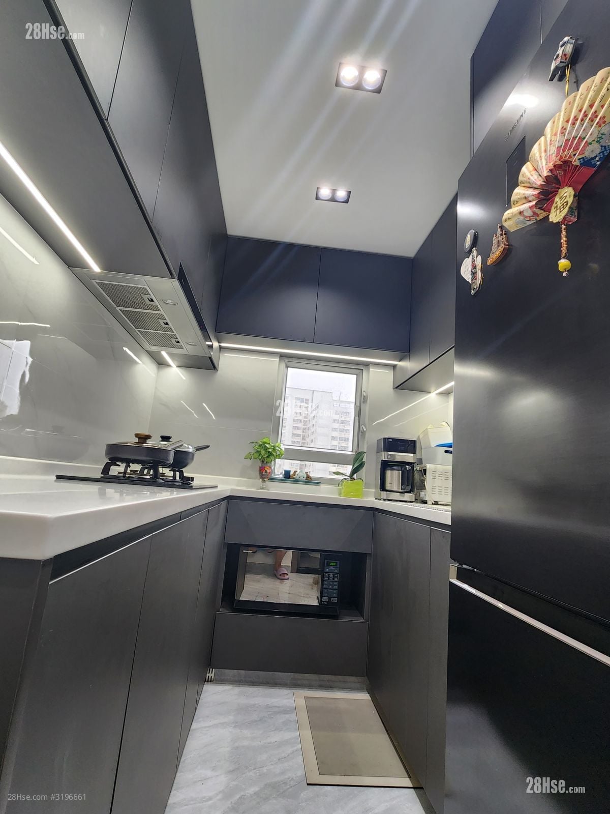 Tsui Ning Garden Rental 3 Bedrooms , 1 Bathroom 592 ft²