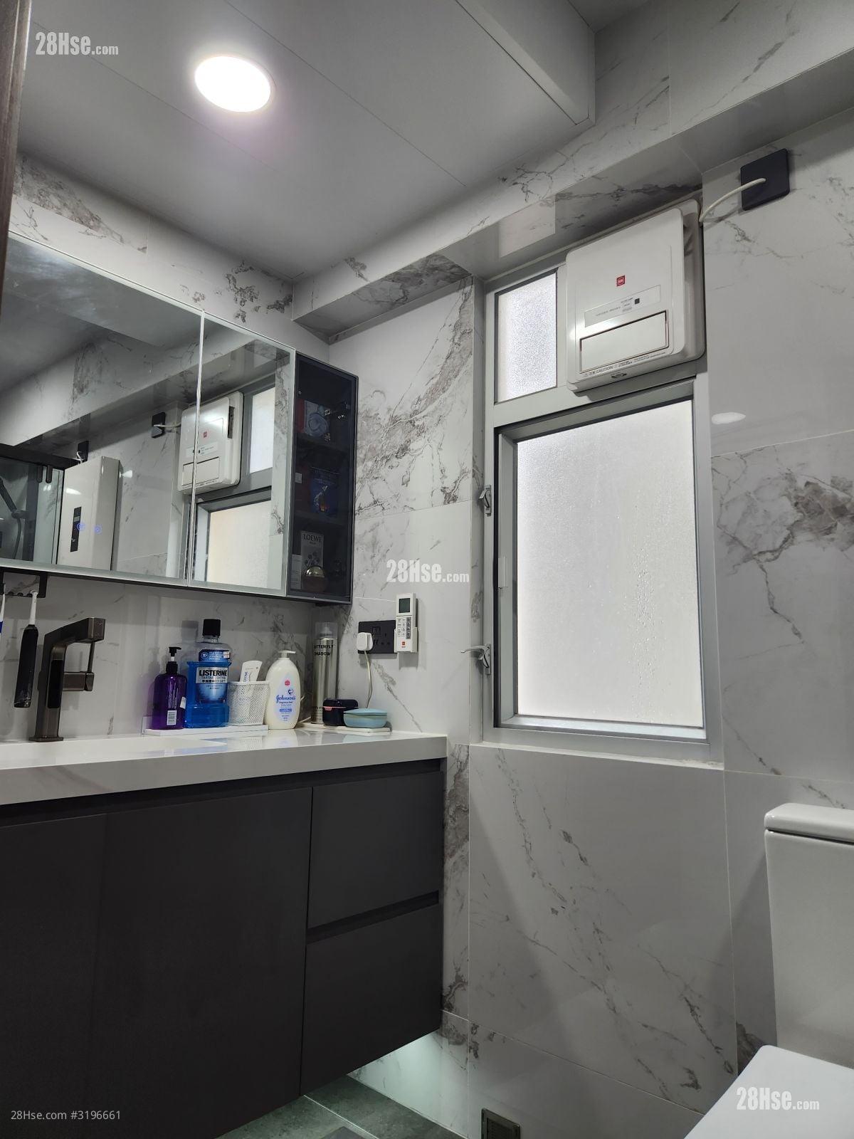 Tsui Ning Garden Rental 3 Bedrooms , 1 Bathroom 592 ft²