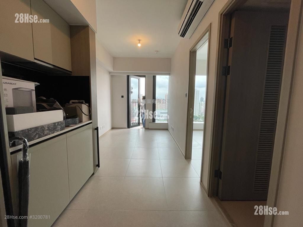 Atrium House Rental 303 ft²