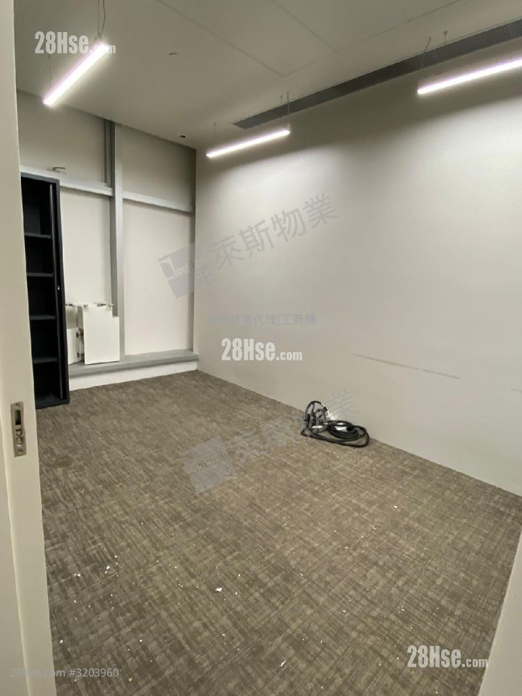 万泰利广场 租盘