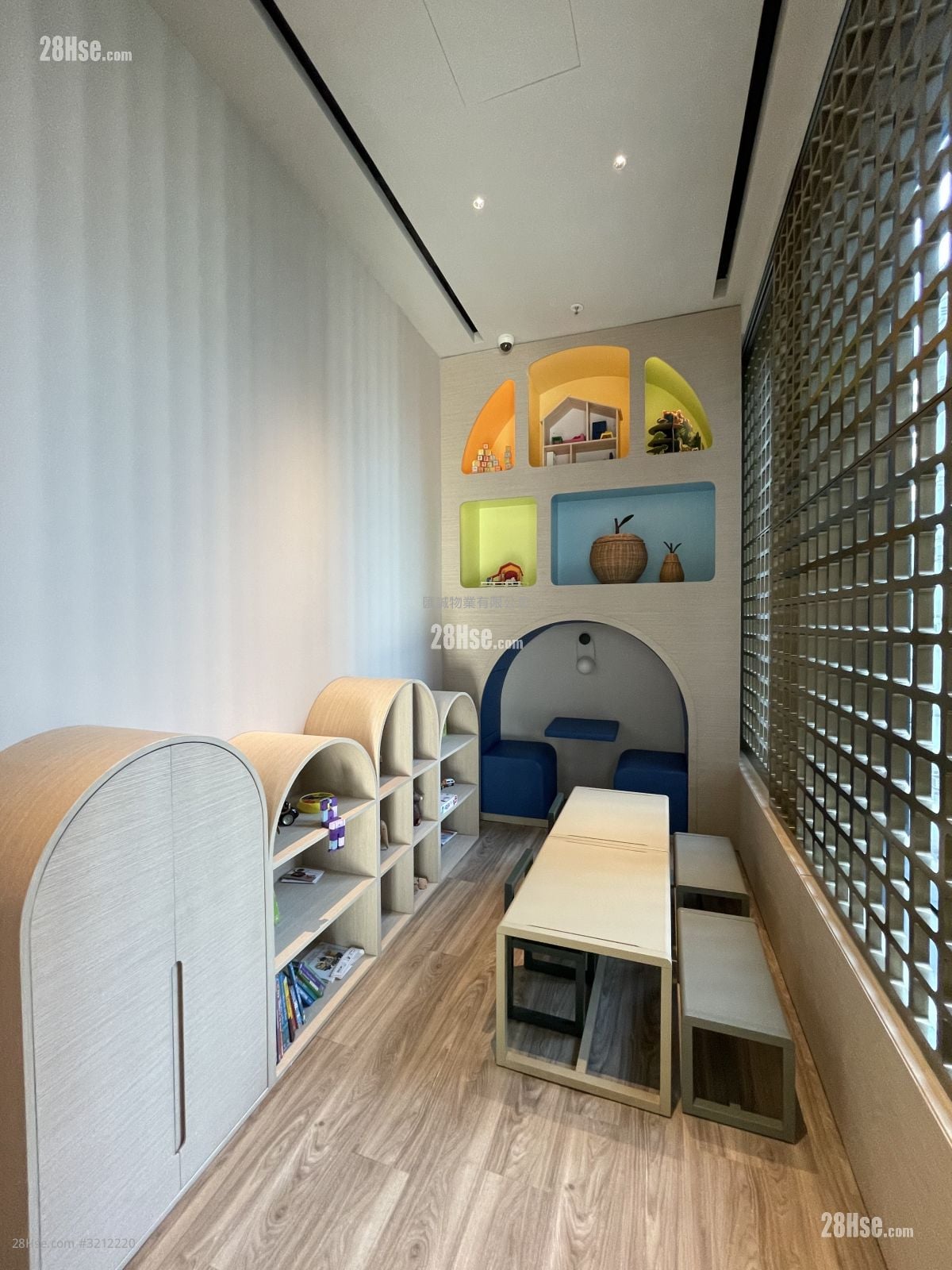 Artisan Garden Sell 2 Bedrooms , 1 Bathroom 386 ft²