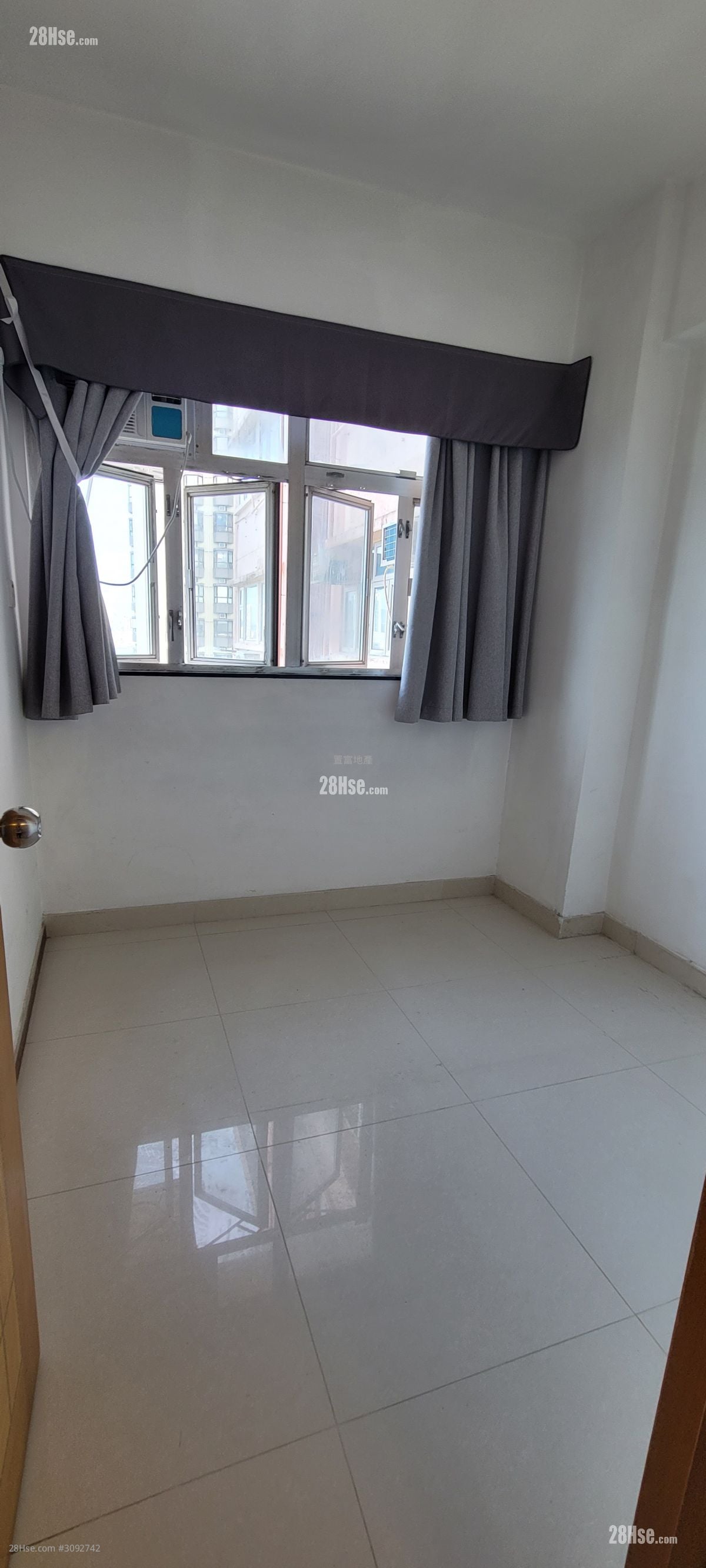 Kwan Yick Building Phase 3 Rental 2 Bedrooms , 1 Bathroom 370 ft²