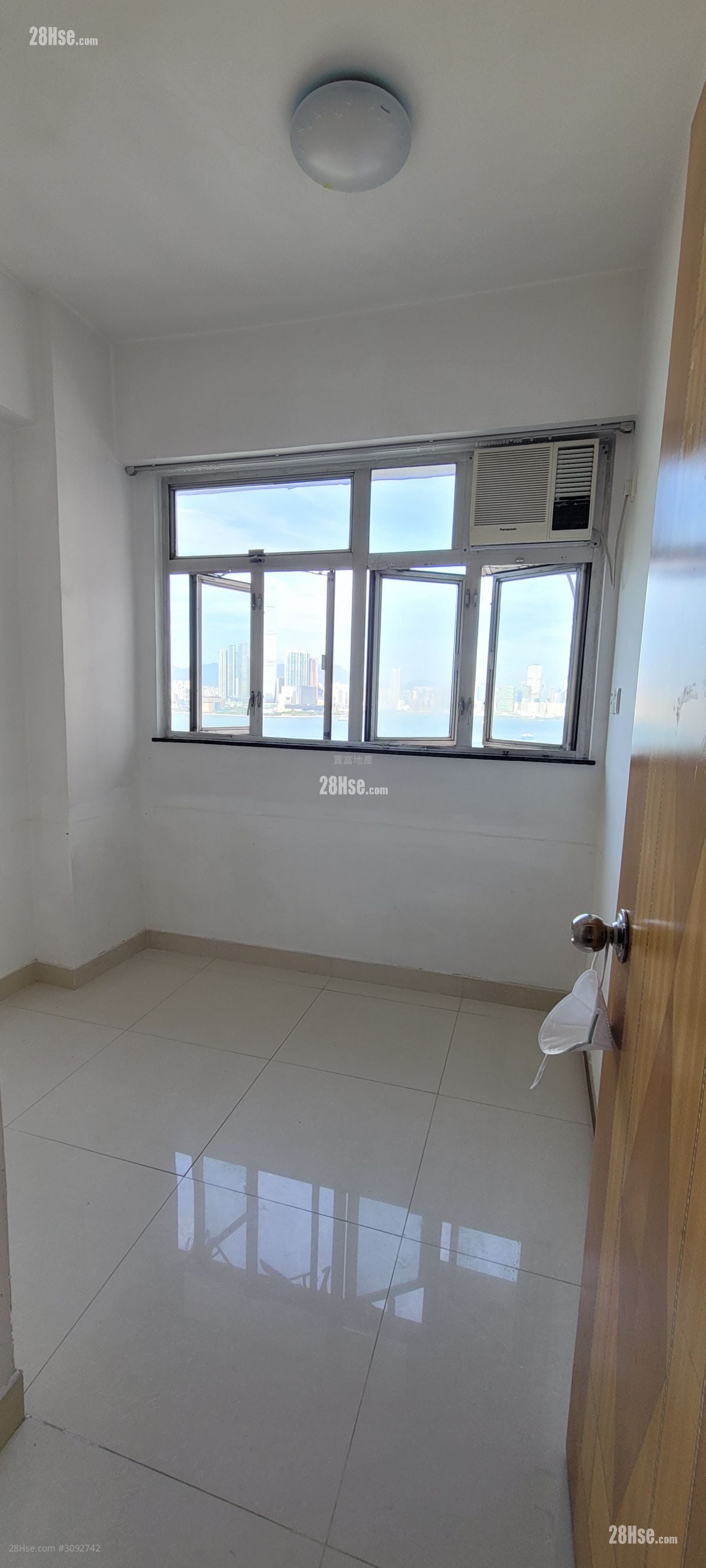 Kwan Yick Building Phase 3 Rental 2 Bedrooms , 1 Bathroom 370 ft²