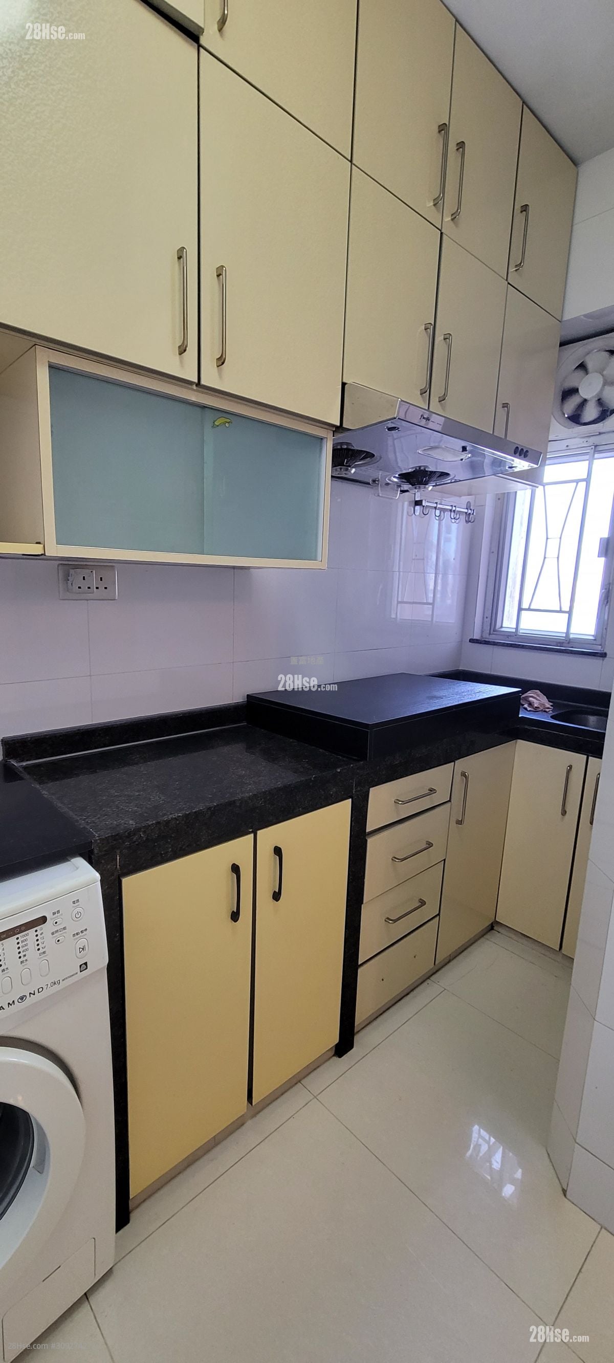 Kwan Yick Building Phase 3 Rental 2 Bedrooms , 1 Bathroom 370 ft²