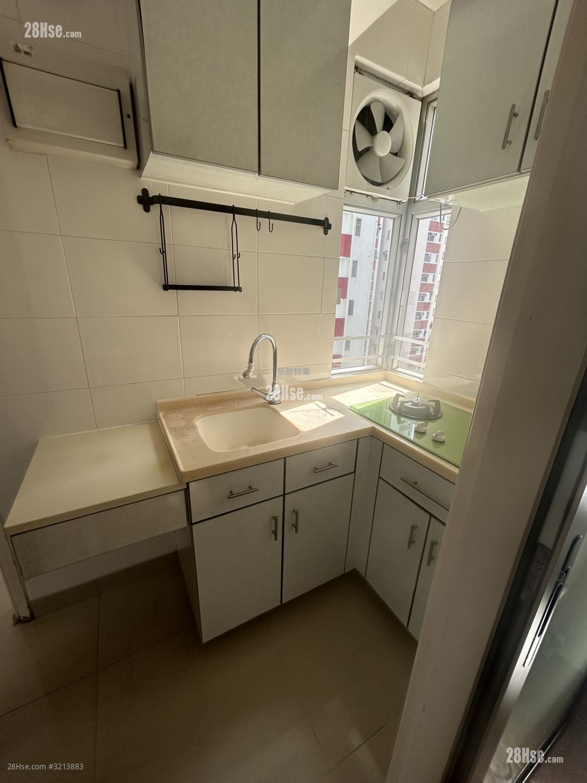 Kam Ho Court Rental 1 Bedroom , 1 Bathroom 244 ft²