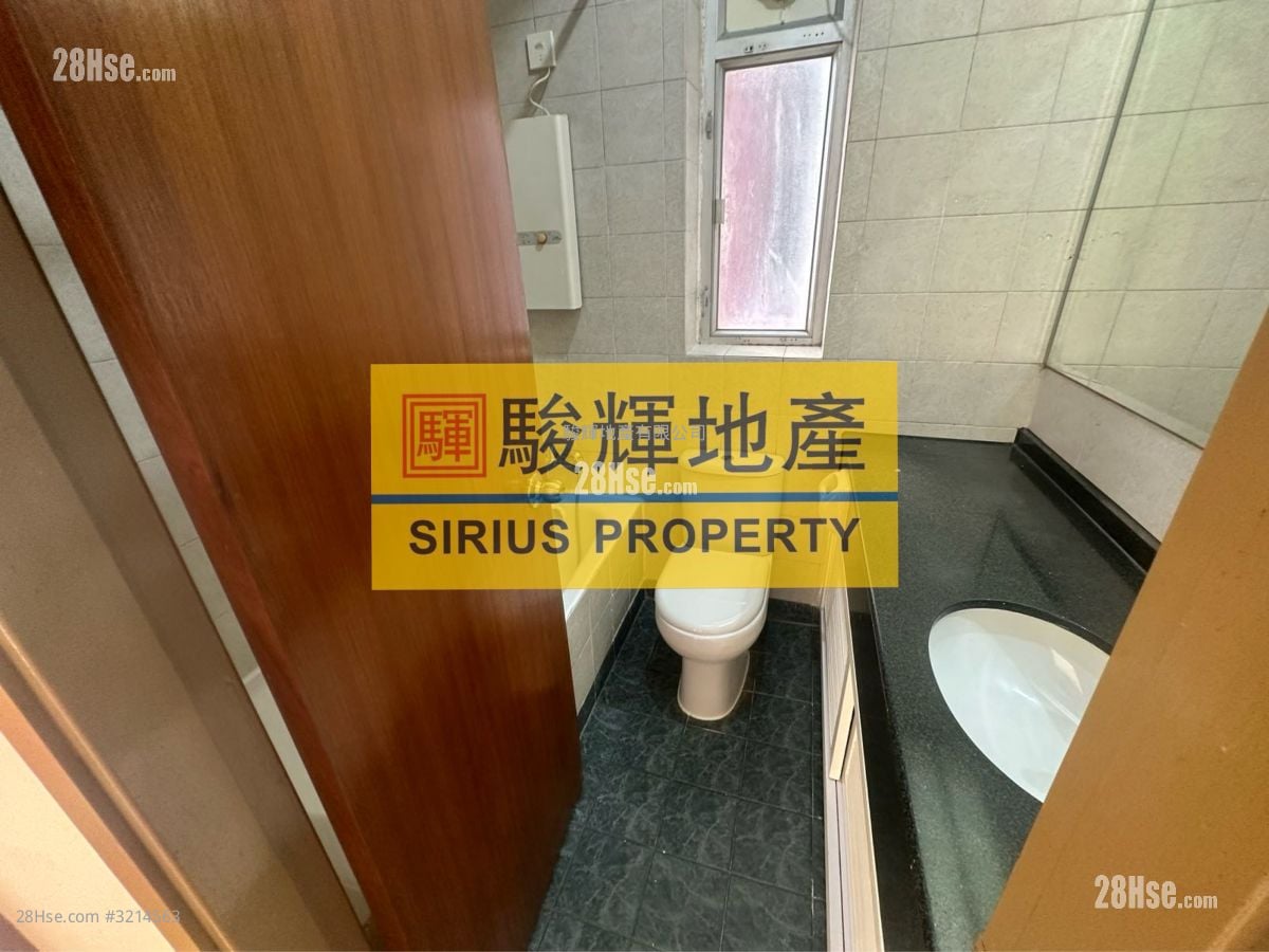 Liberty Mansion Rental 2 Bedrooms , 1 Bathroom 422 ft²