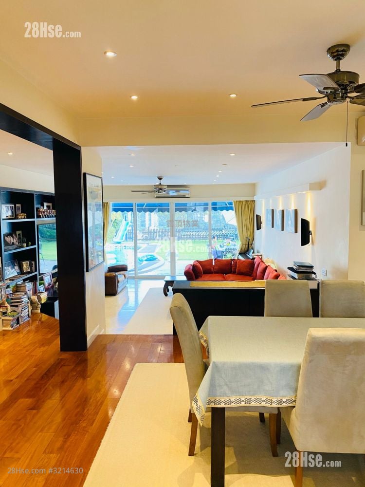 Discovery Bay Sell 4 Bedrooms , 4 Bathrooms 2,566 ft²