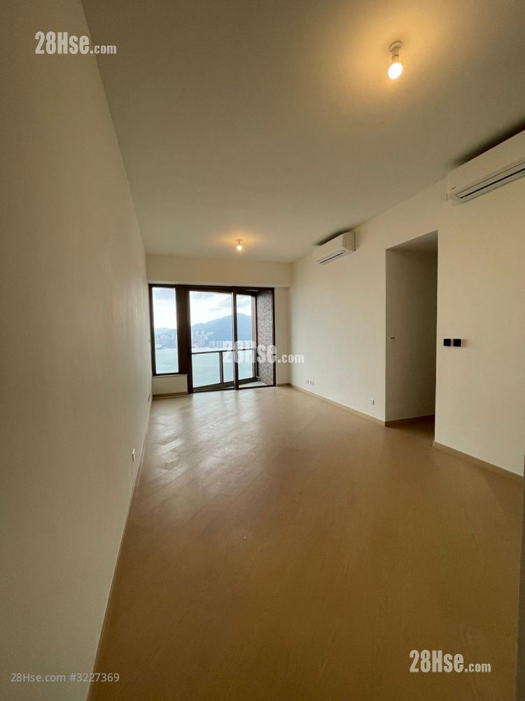 LP10 售盘 4 房 , 2 浴室 1,200 平方尺