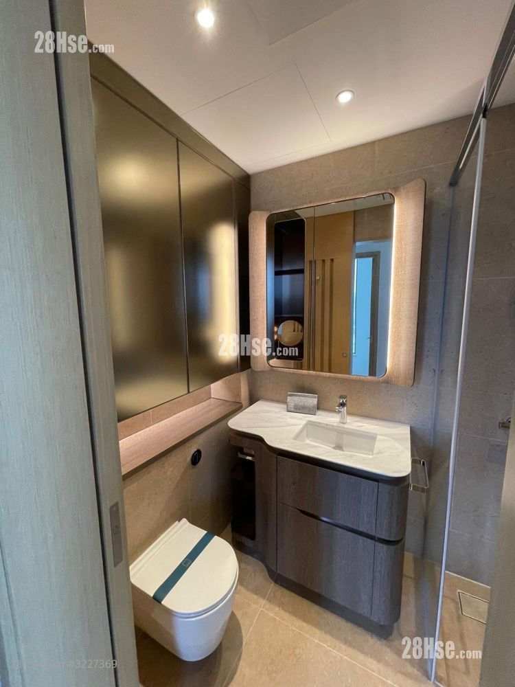 LP10 售盘 4 房 , 2 浴室 1,200 平方尺