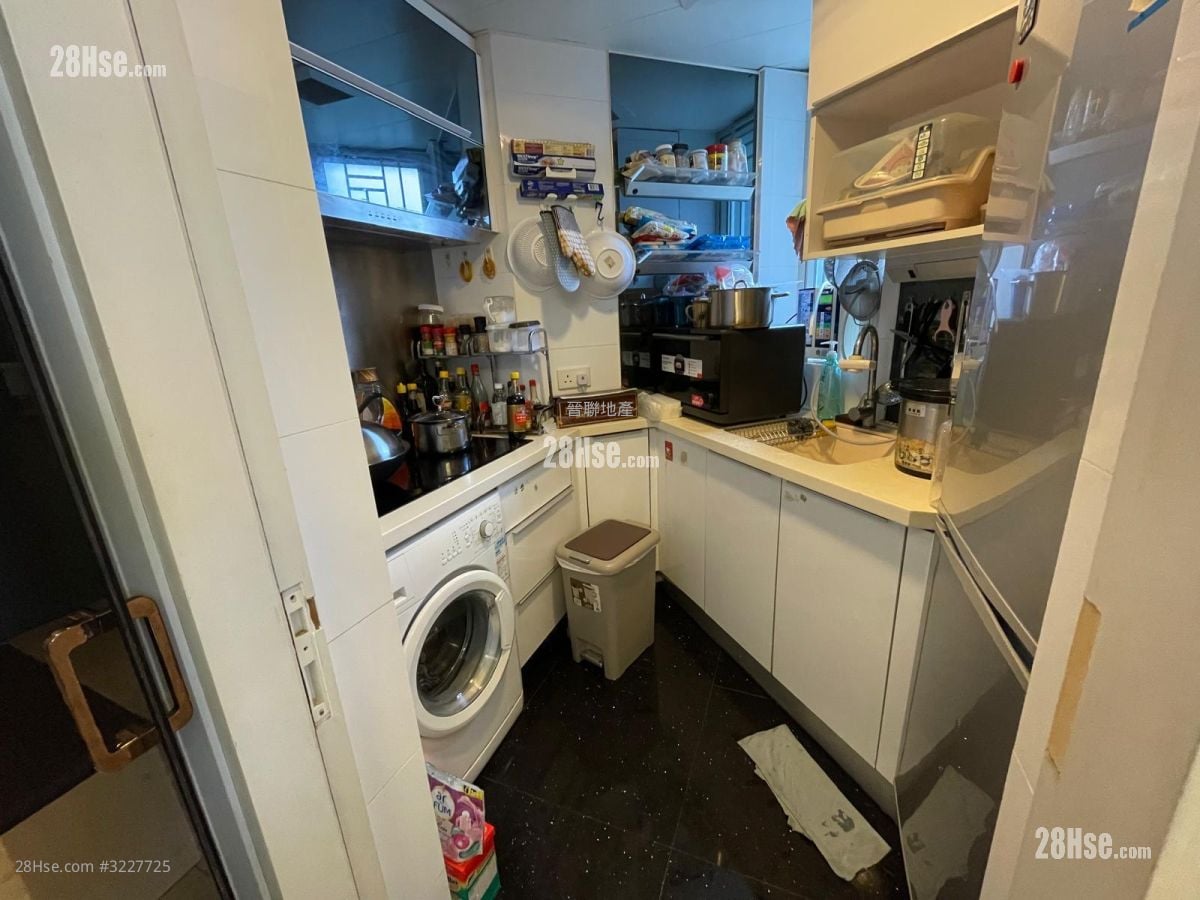 Festival City Sell 3 Bedrooms 680 ft²