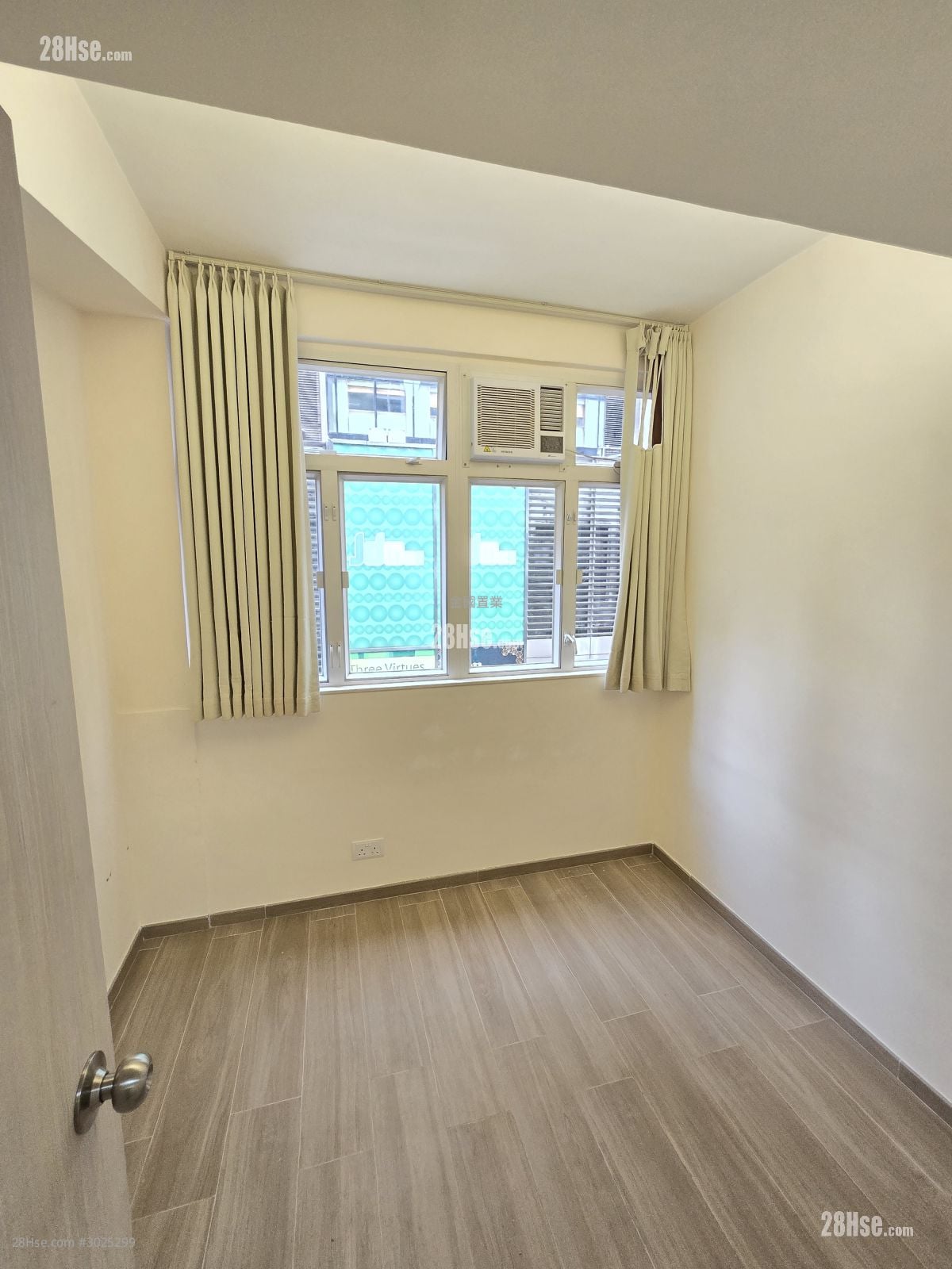 Lucky House Rental 1 Bedroom , 1 Bathroom 200 ft²