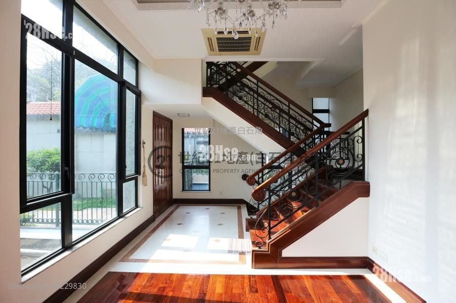 Constellation Cove Sell 3 Bedrooms , 3 Bathrooms 2,216 ft²