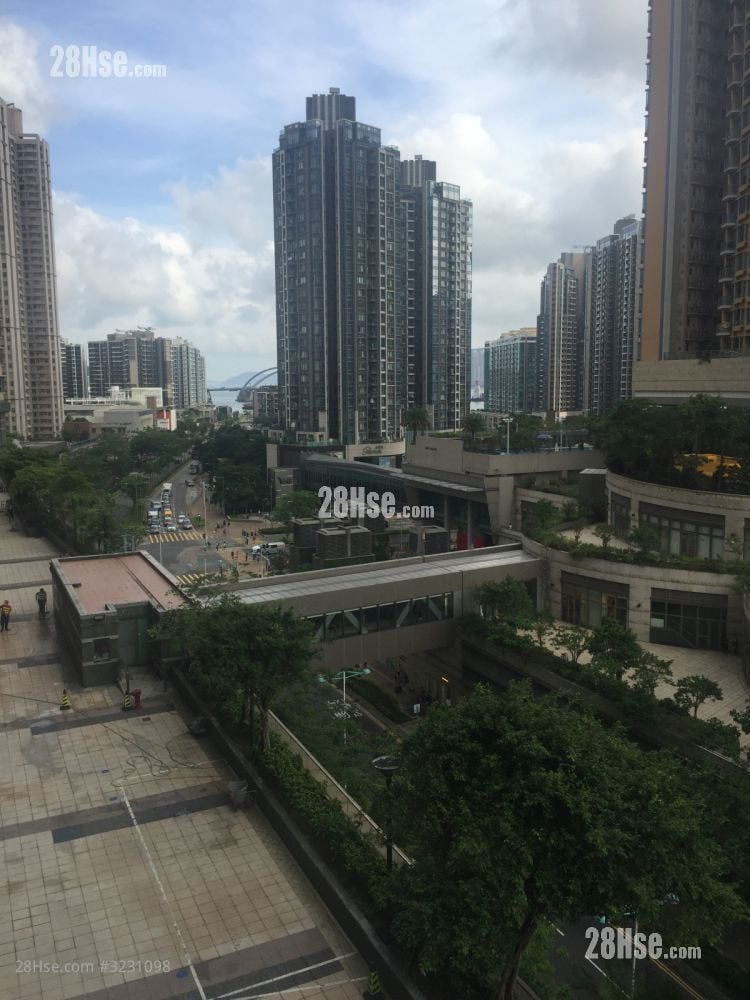 君傲湾 租盘 2 房 , 1 浴室 470 平方尺