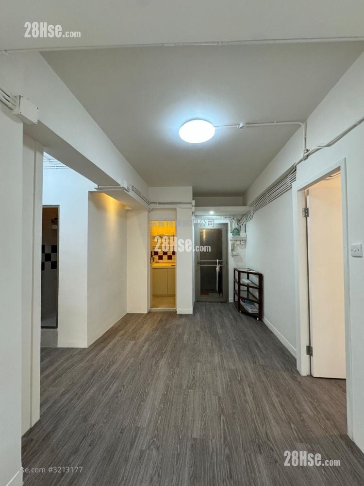 Wing On Building Sell 3 Bedrooms , 1 Bathroom 485 ft²