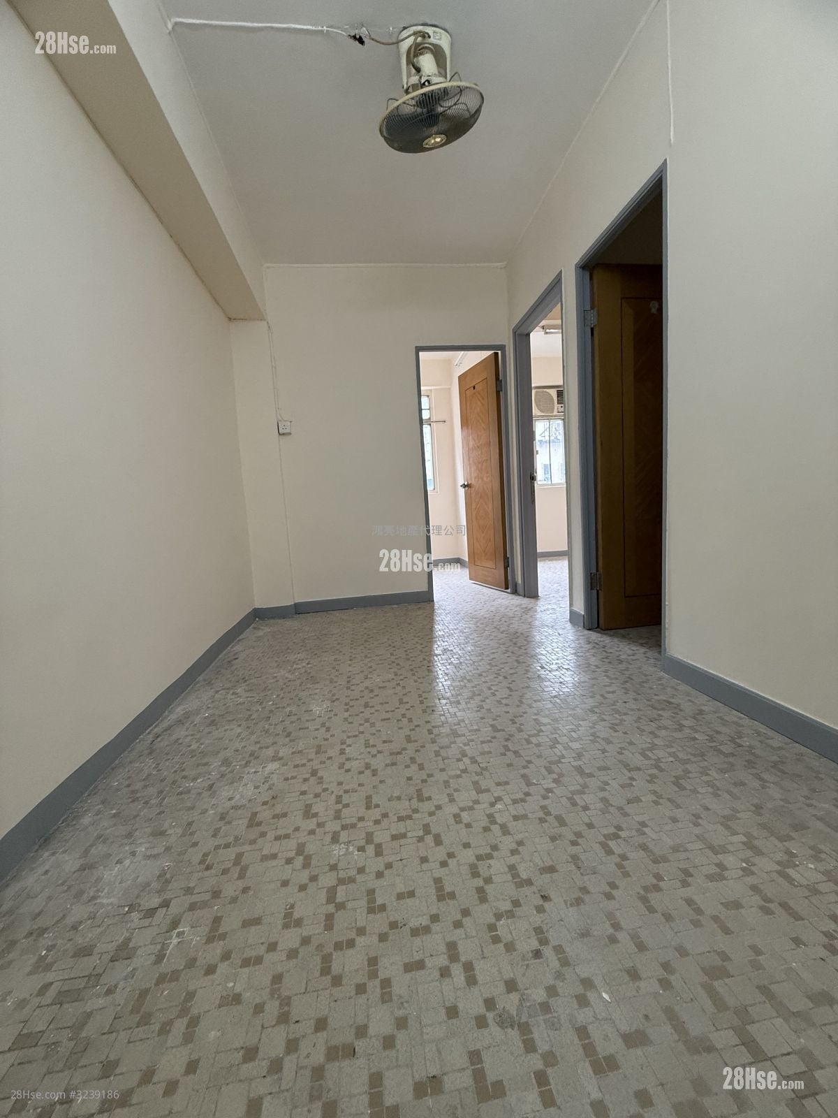 371 Ki Lung Street Rental 3 Bedrooms , 1 Bathroom 392 ft²