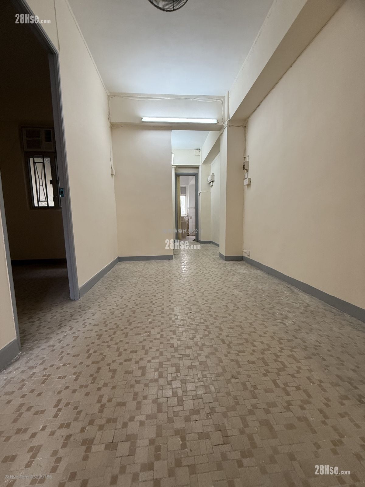 371 Ki Lung Street Rental 3 Bedrooms , 1 Bathroom 392 ft²