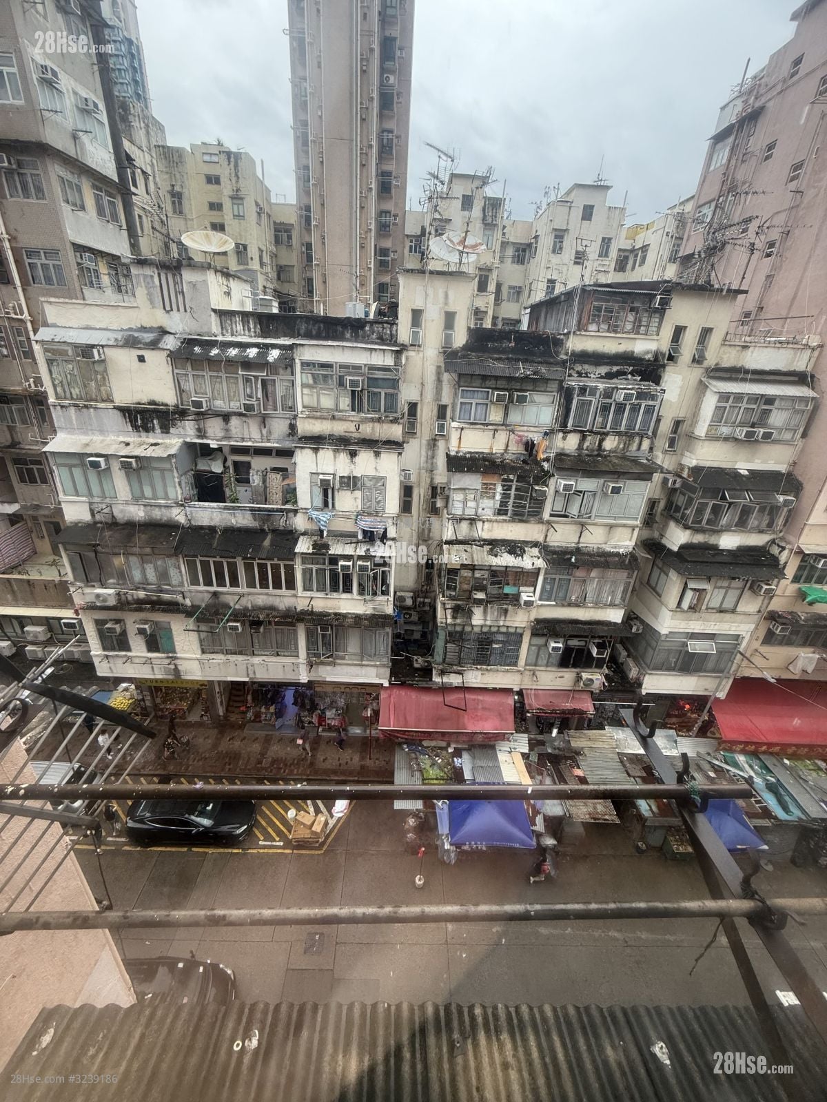 371 Ki Lung Street Rental 3 Bedrooms , 1 Bathroom 392 ft²