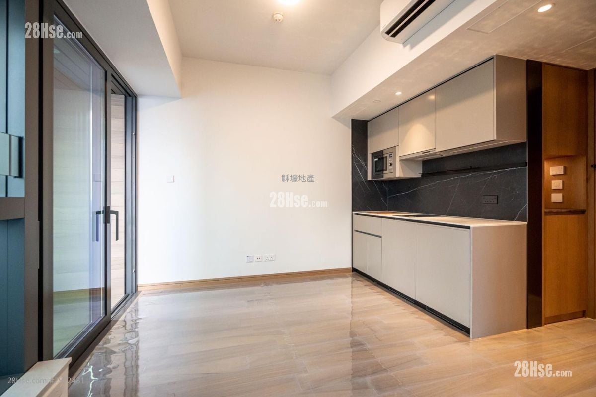 Uptify Sell 1 Bedroom , 1 Bathroom 281 ft²