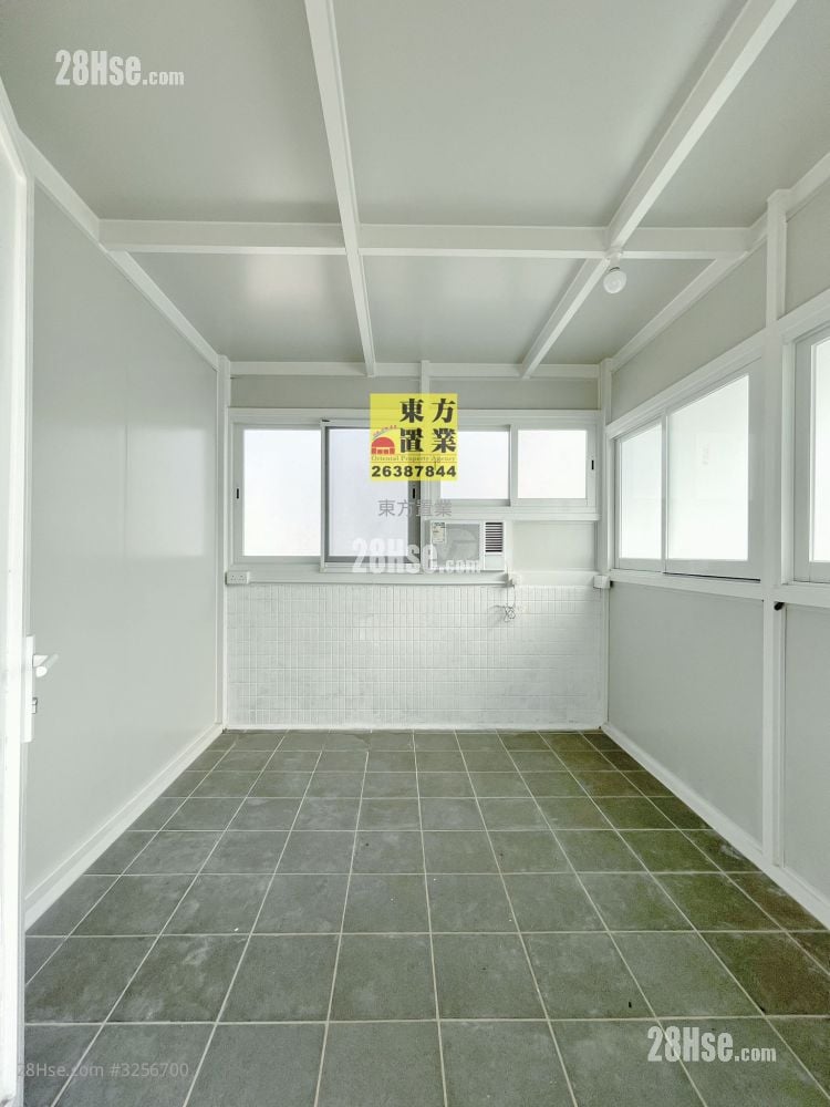 村屋 租盤 3 房 , 2 浴室 500 平方呎 村屋 租盤 3 房 , 2 浴室 500 平方呎