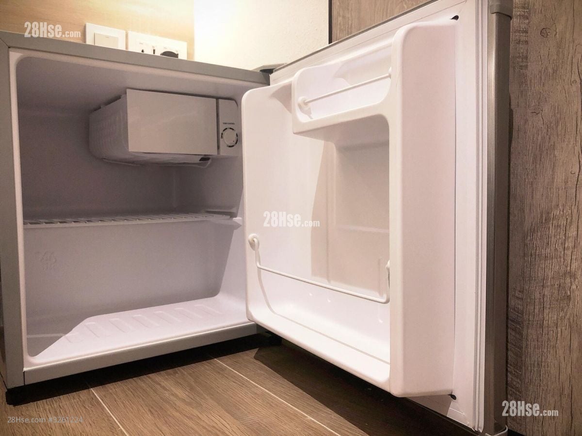 利成大厦 租盘 开放式间隔 , 1 浴室 180 平方尺