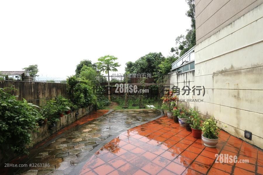 Casa Marina Sell 2,012 ft²