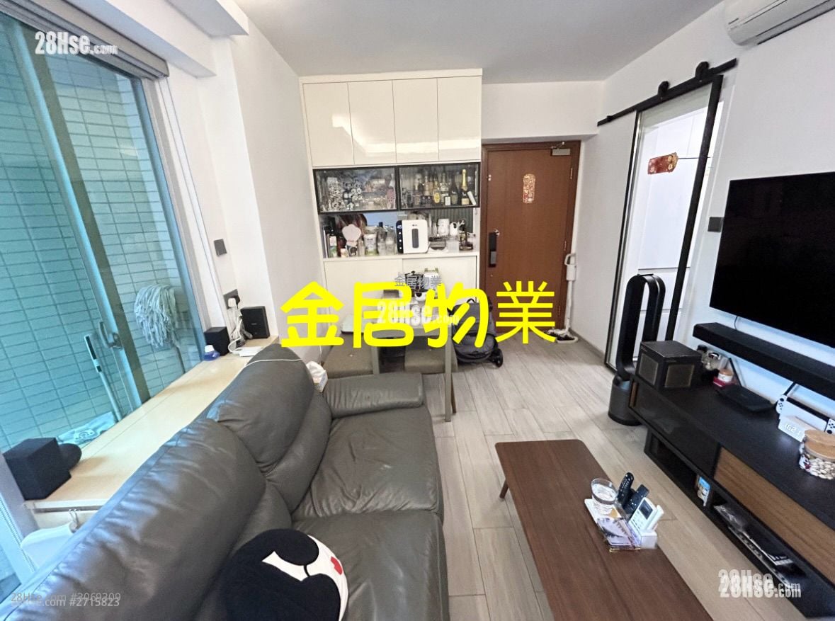 Paradise Square Sell 2 Bedrooms , 1 Bathroom 368 ft²