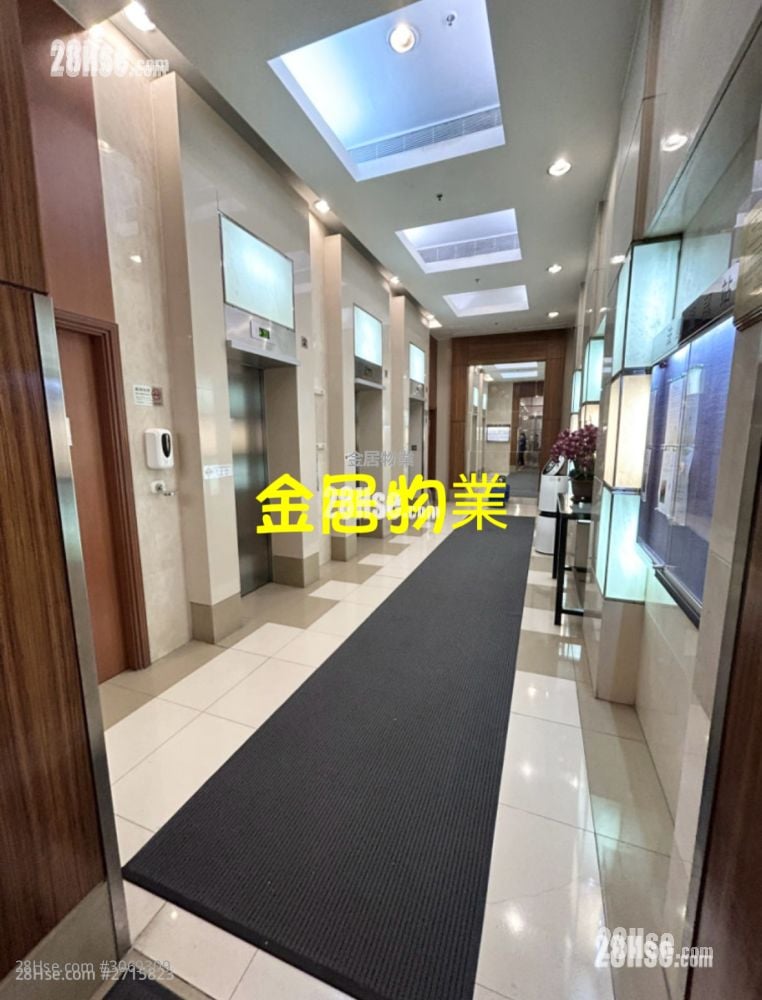 Paradise Square Sell 2 Bedrooms , 1 Bathroom 368 ft²