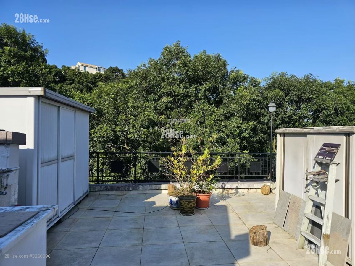 新翠山庄 售盘 3 房 , 2 浴室 915 平方尺