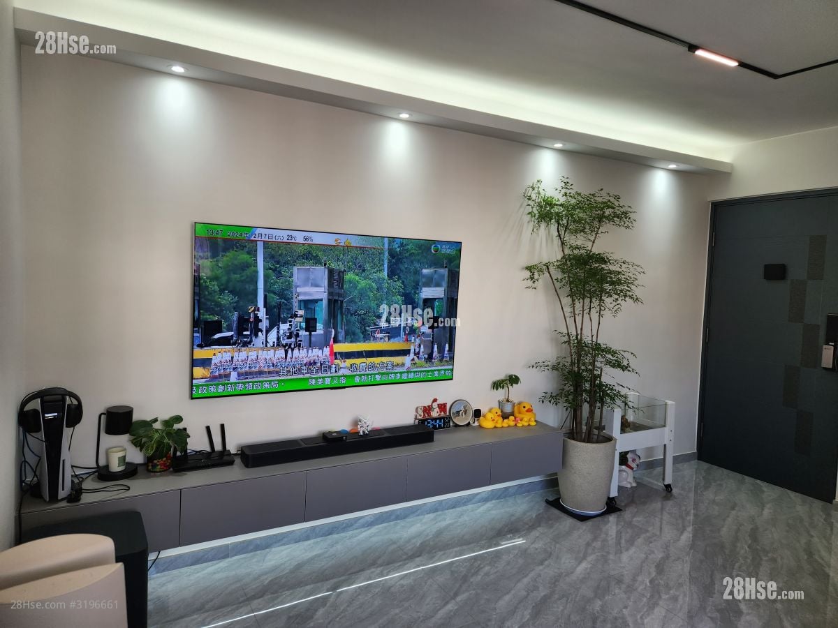 Tsui Ning Garden Rental 3 Bedrooms , 1 Bathroom 592 ft²