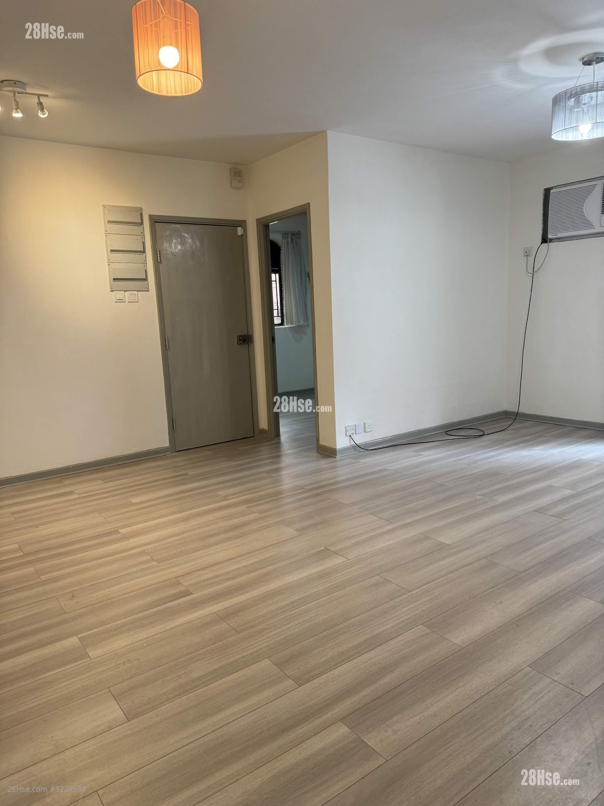 新界屯门嘉才里稔湾花园 租盘 2 房 , 1 浴室 650 平方尺